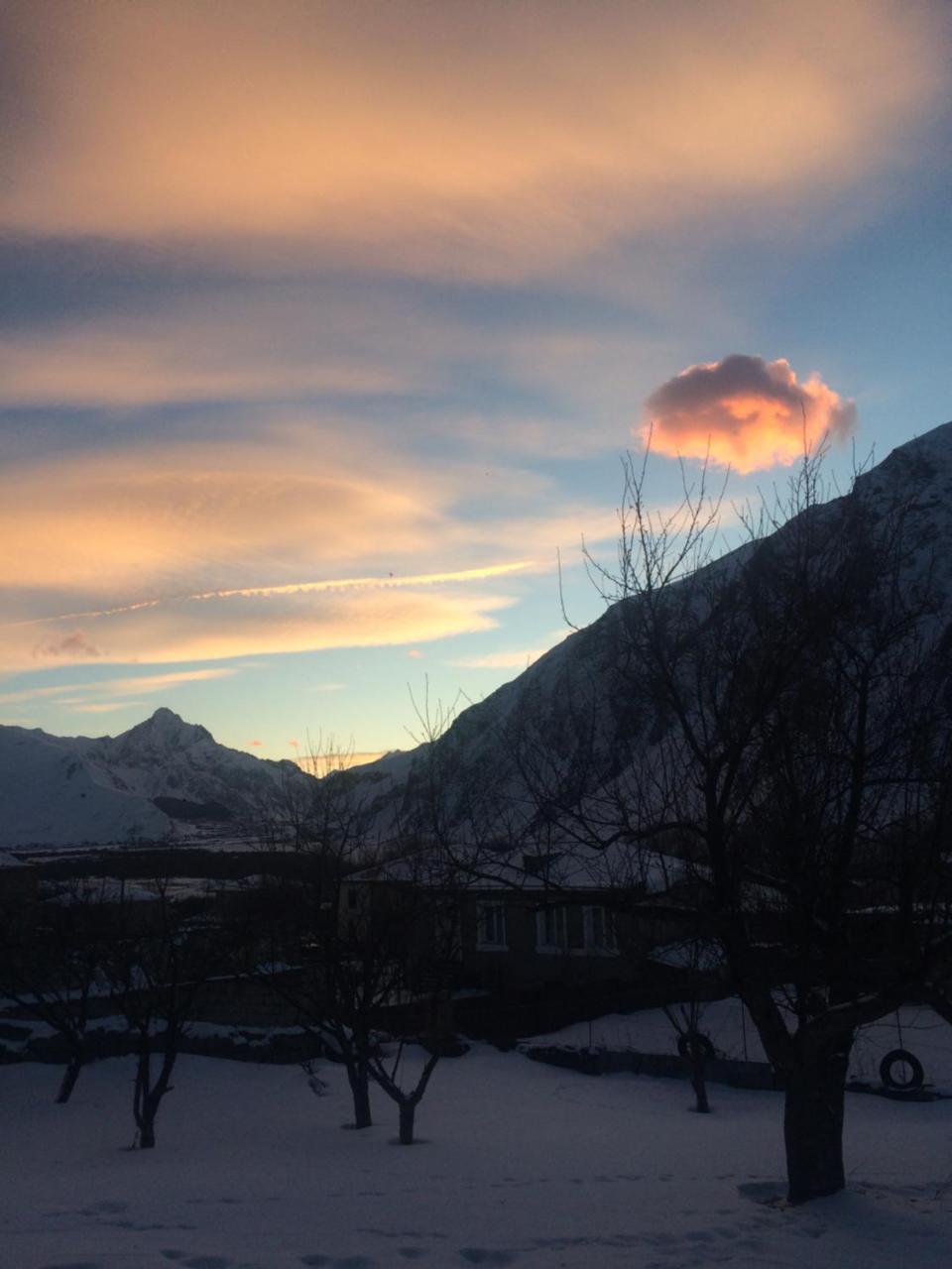 Dachi Inn Kazbegi Εξωτερικό φωτογραφία